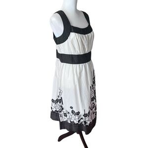 A.N.A. A New Approach Elegant Black and White Floral Dress in 100% Cotton SZ 14
